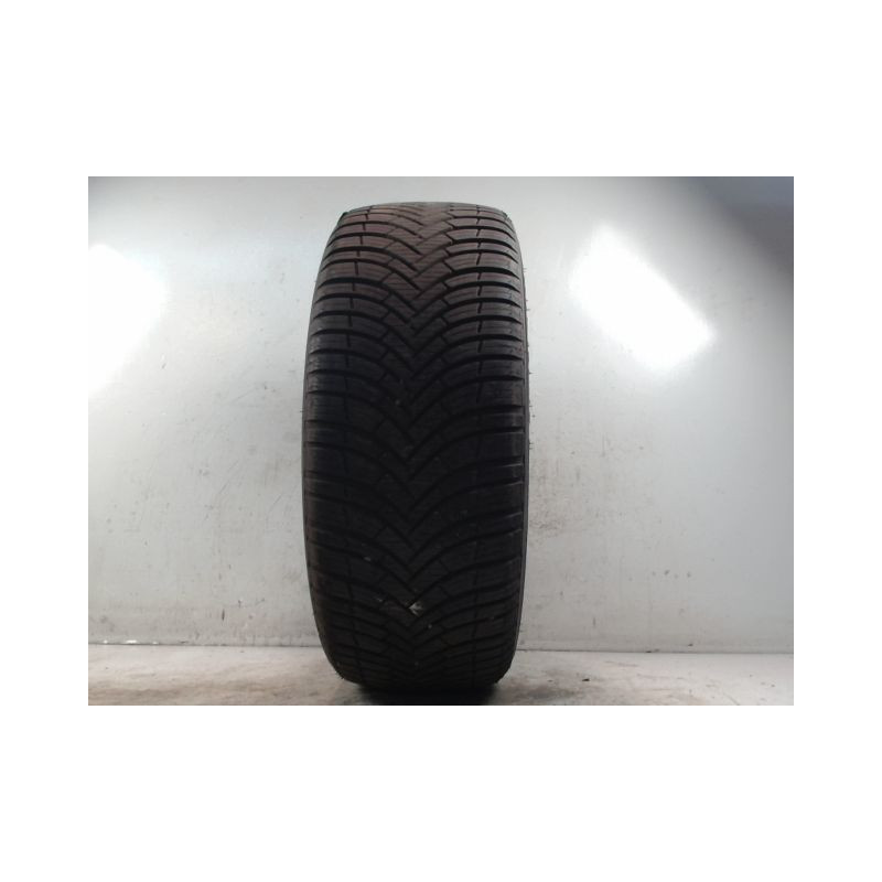 Pneu KLEBER QUADRAXER 2 215 45 18 95 V