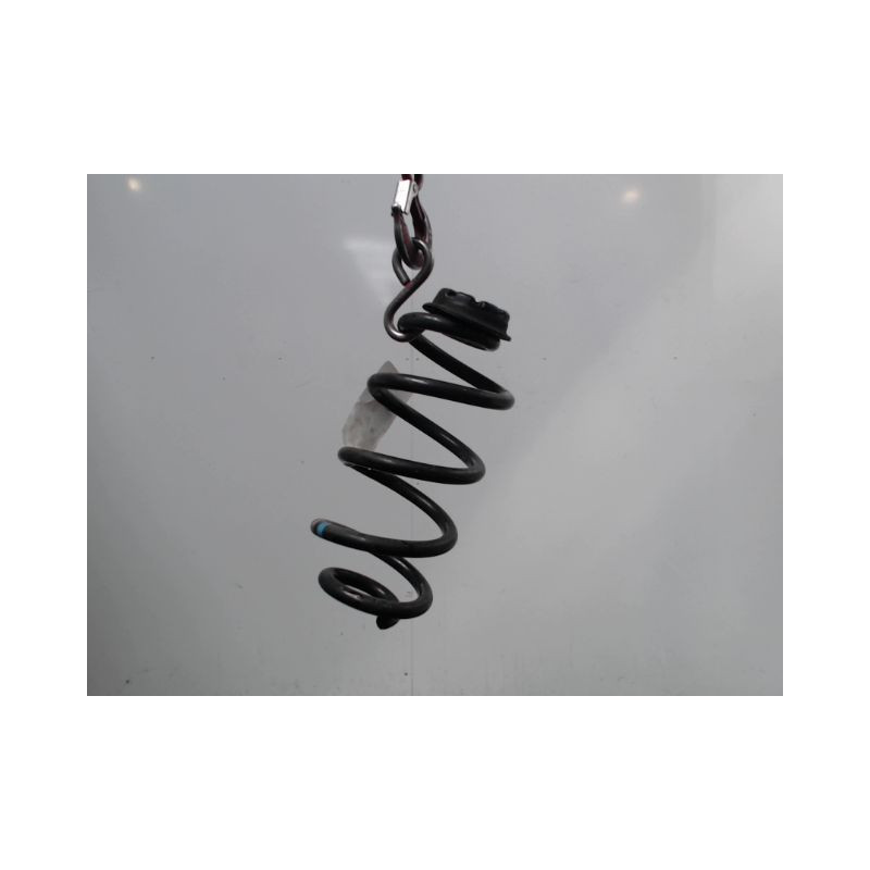 RESSORT AMORTISSEUR ARRIERE DROIT NISSAN QHASQAI 2007-