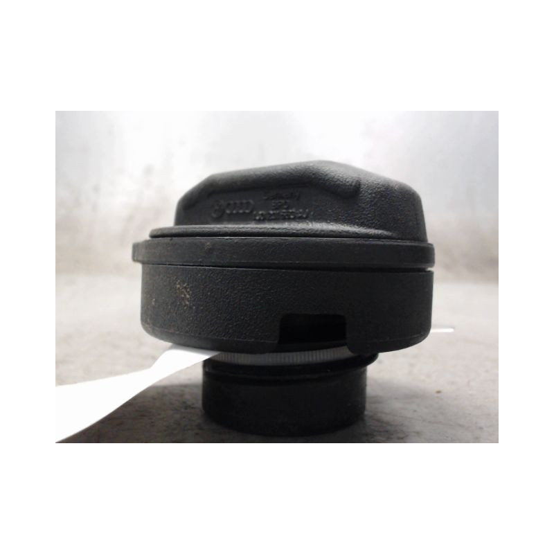 BOUCHON RESERVOIR A CARBURANT VOLKSWAGEN POLO 2009-