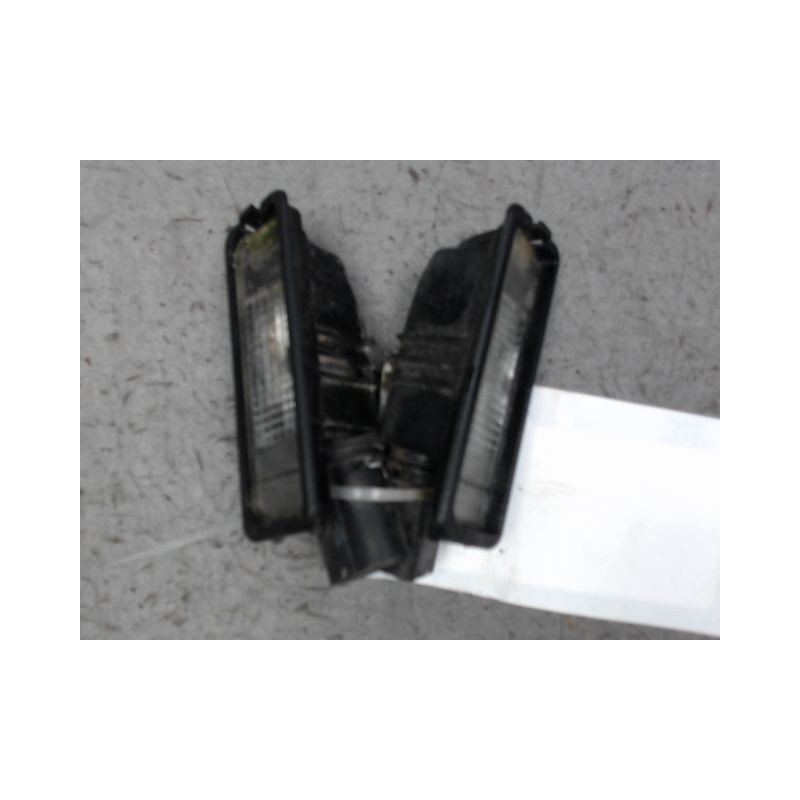 ECLAIREUR PLAQUE DE POLICE VOLKSWAGEN POLO 2009-