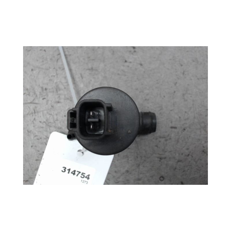 POMPE LAVE-GLACE ARRIERE TOYOTA YARIS