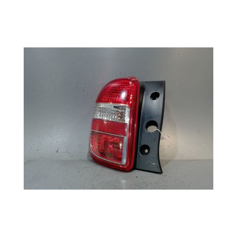 FEU ARRIERE GAUCHE  NISSAN MICRA
