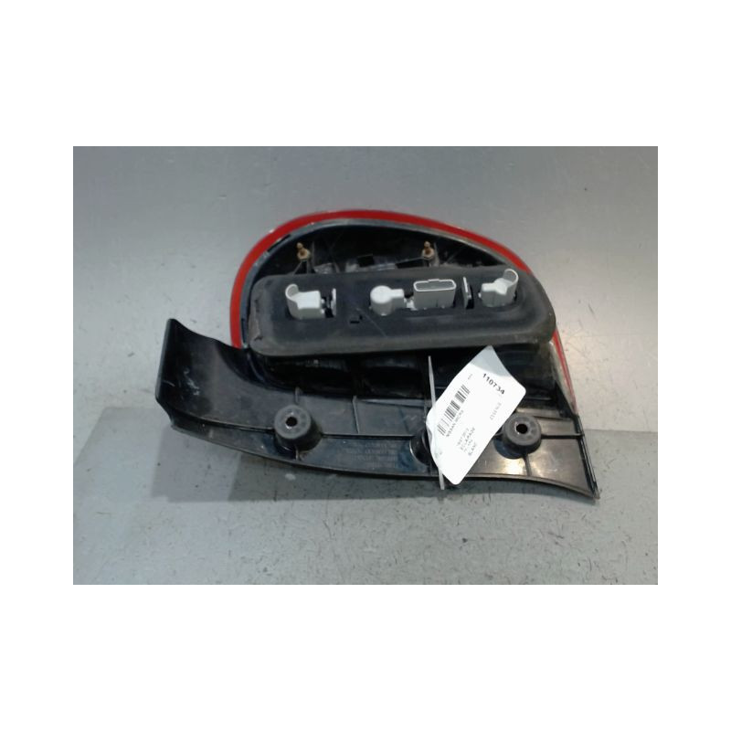 FEU ARRIERE GAUCHE  NISSAN MICRA