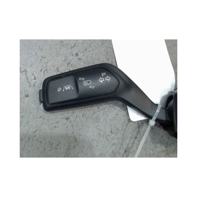 COMMANDE CLIGNOTANT FORD FIESTA
