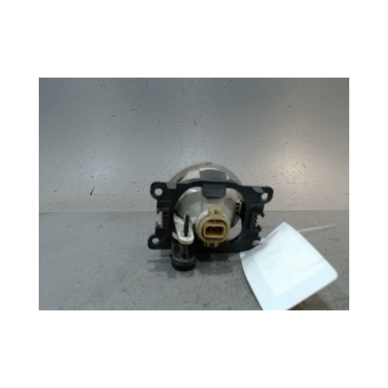PHARE ANTIBROUILLARD AVANT GAUCHE PEUGEOT 208