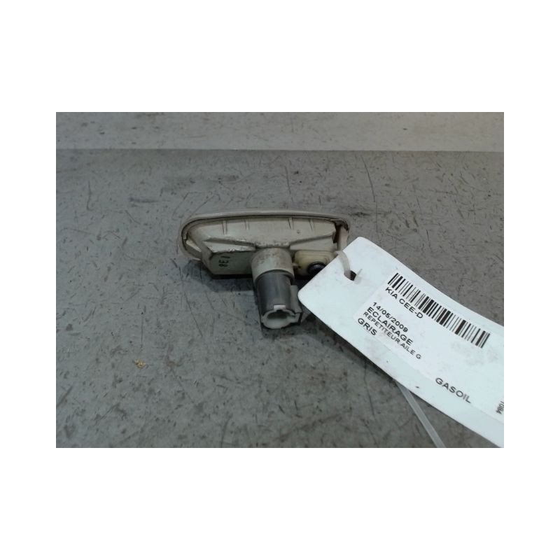 REPETITEUR AILE GAUCHE KIA CEE-D