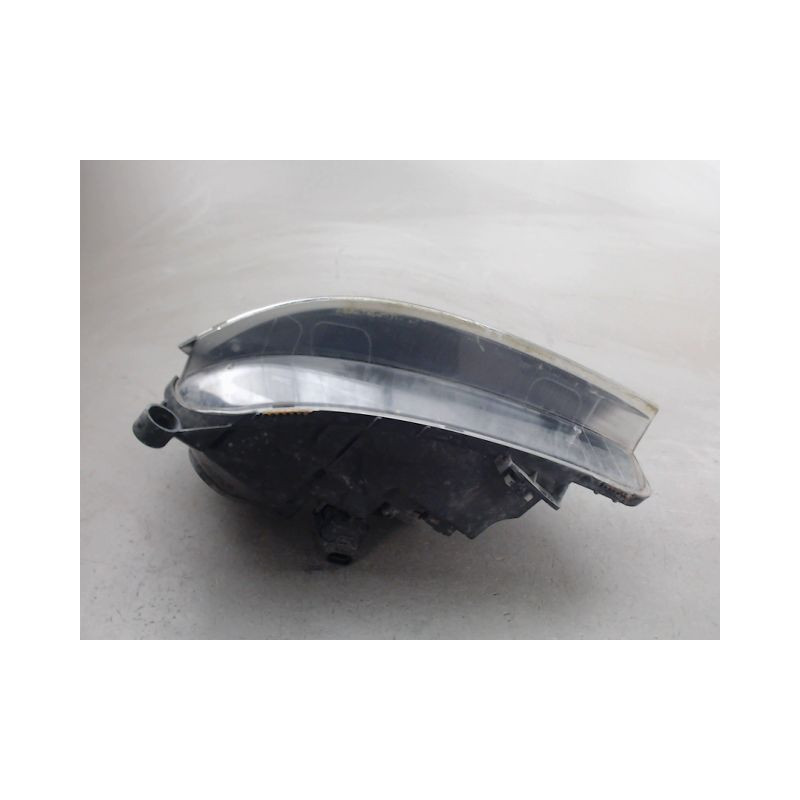 PHARE DROIT RENAULT CLIO