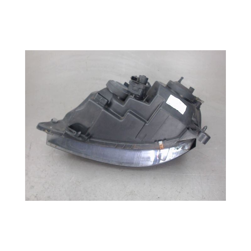 PHARE DROIT RENAULT CLIO