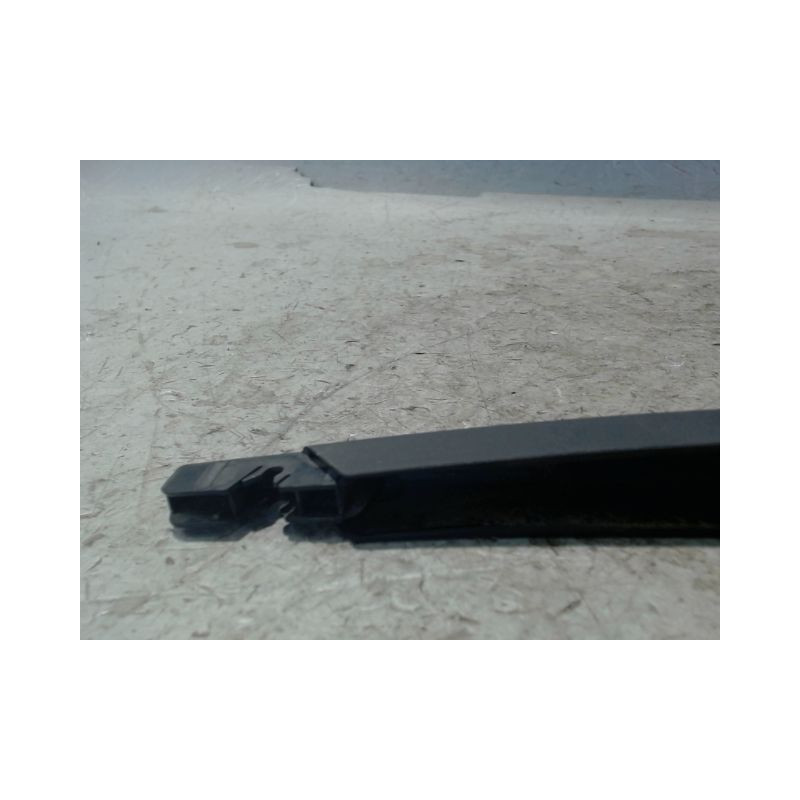 BRAS ESSUIE-GLACE ARRIERE FIAT 500 2007-