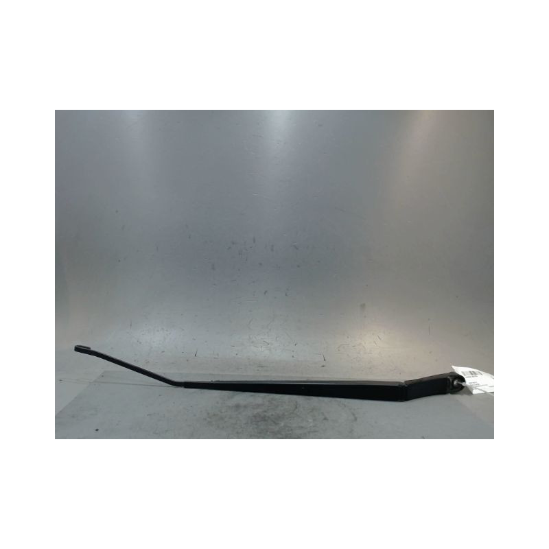 BRAS ESSUIE-GLACE AVANT DROIT NISSAN MICRA