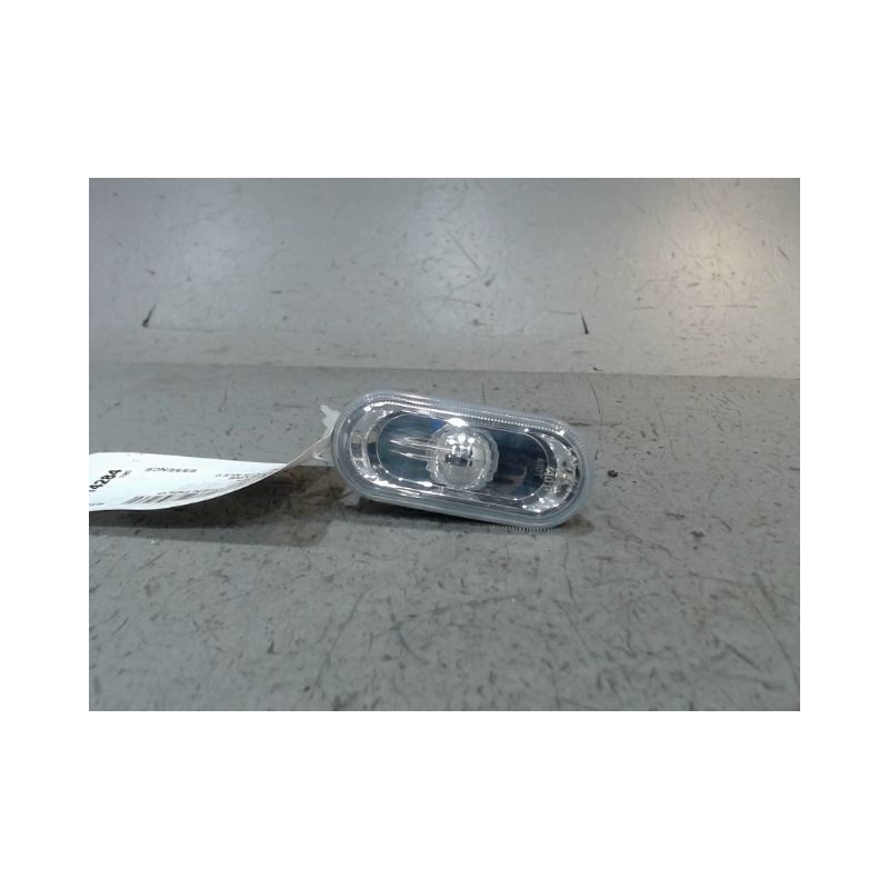REPETITEUR AILE GAUCHE VOLKSWAGEN POLO