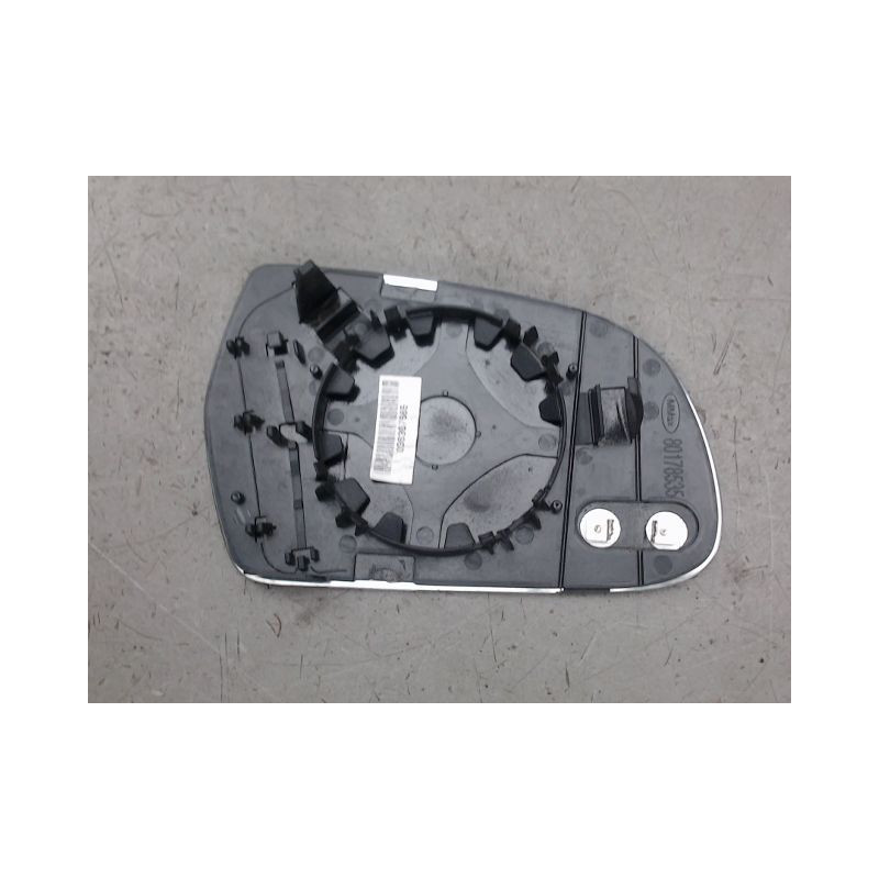 GLACE RETROVISEUR EXT G AUDI A3