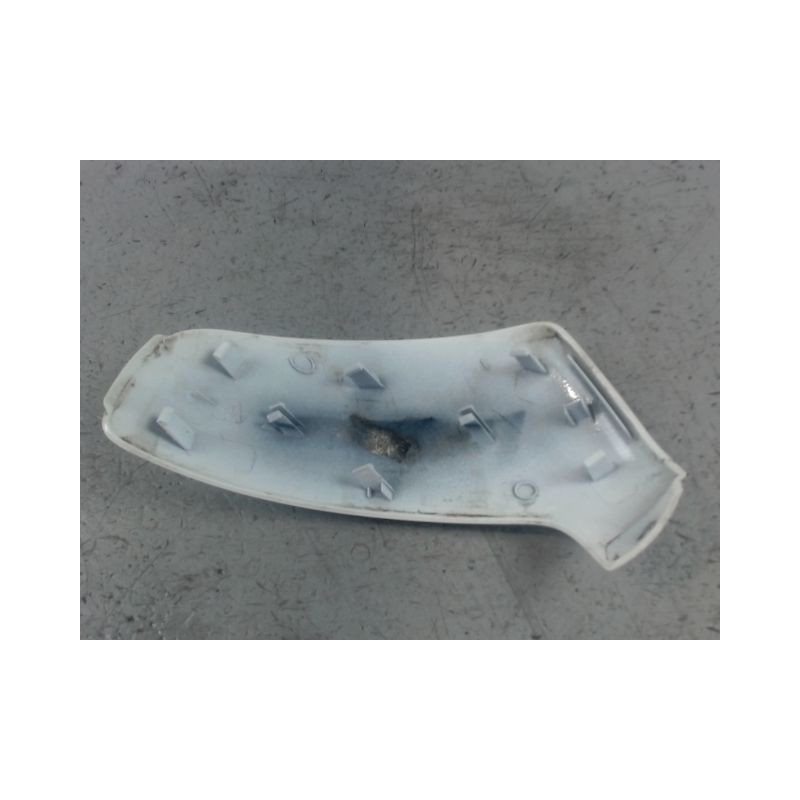CARENAGE RETROVISEUR EXTERIEUR GAUCHE PEUGEOT 3008 2009-