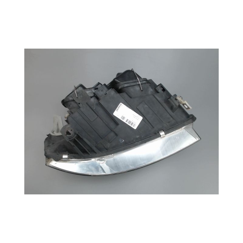 PHARE GAUCHE AUDI A6