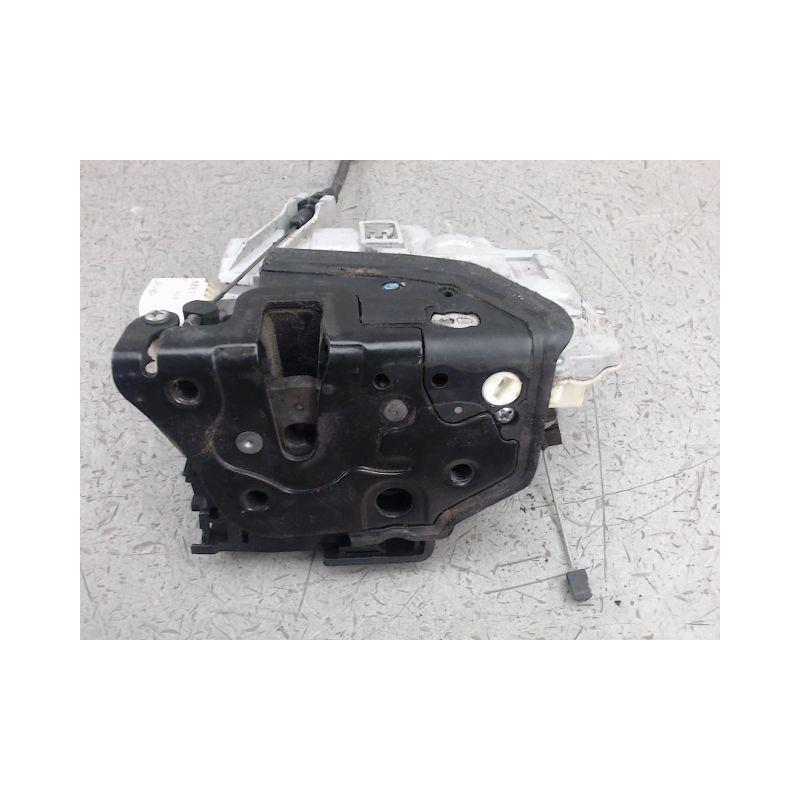 SYSTEME CONDAMNATION AVANT DROIT SEAT LEON