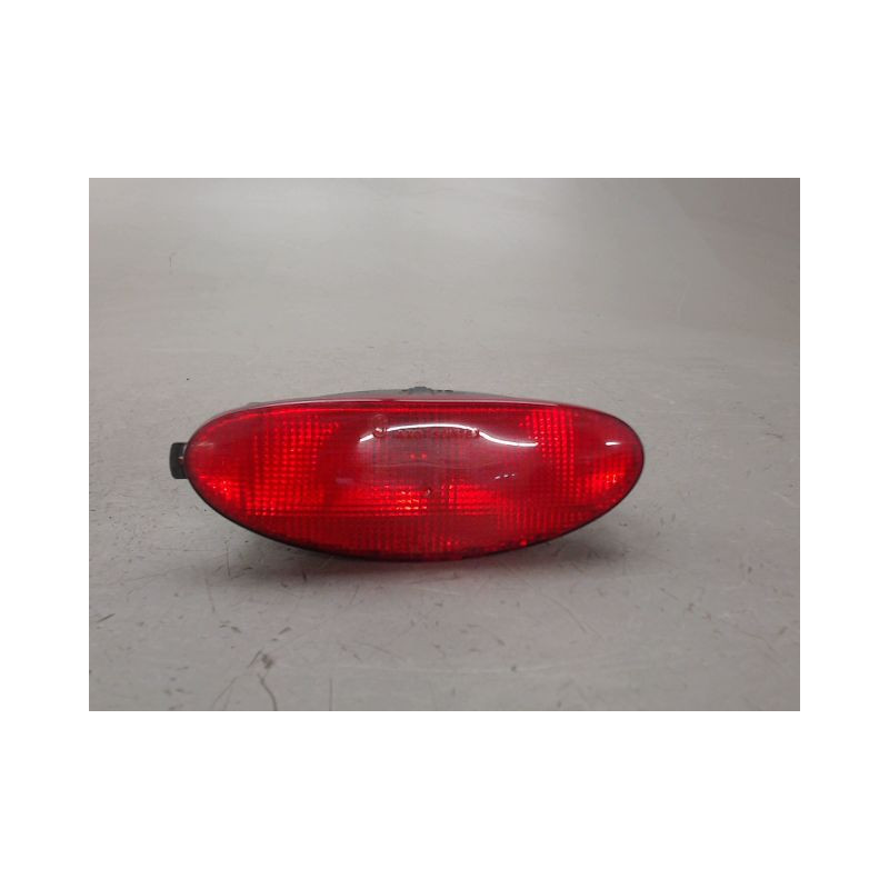 FEU BROUILLARD CENTRAL ARRIERE PEUGEOT 206