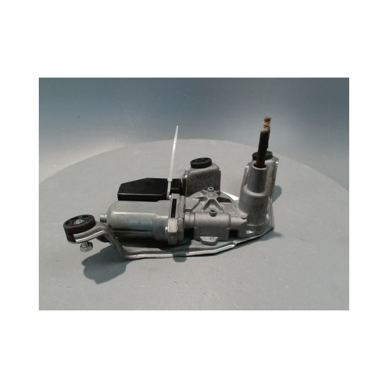MOTEUR ESSUIE-GLACE ARRIERE TOYOTA VERSO 2010-