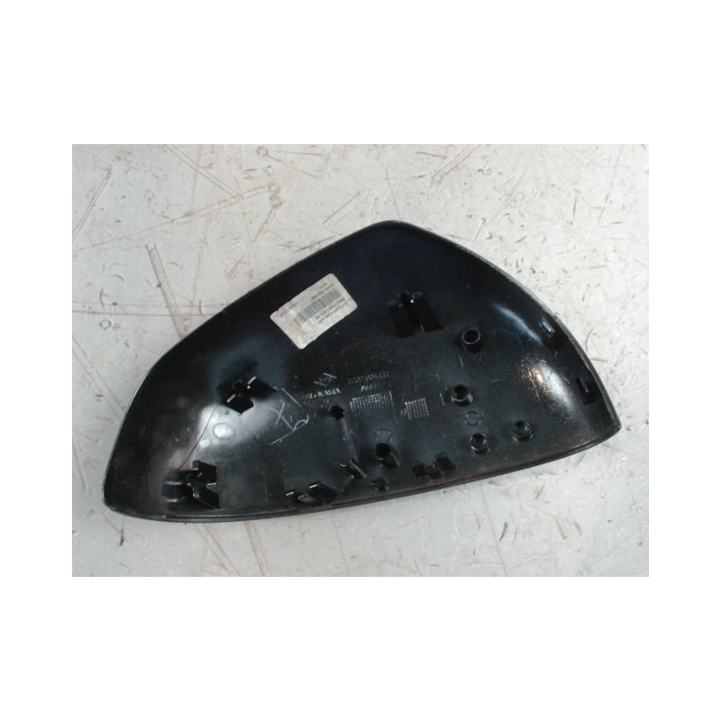 CARENAGE RETROVISEUR EXTERIEUR GAUCHE SMART FORFOUR