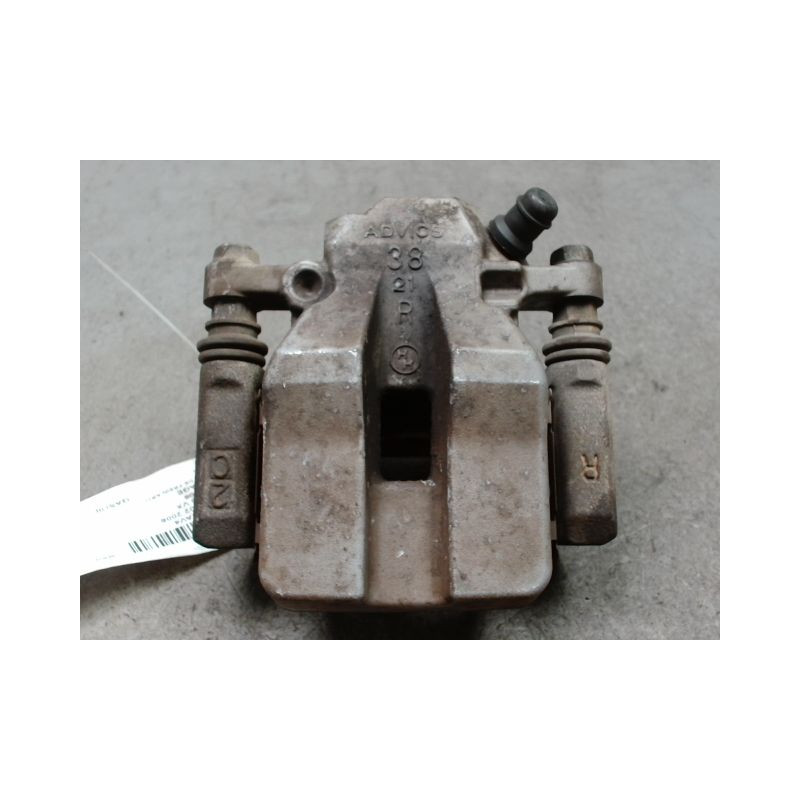 ETRIER DE FREIN ARRIERE DROIT TOYOTA RAV4 2006