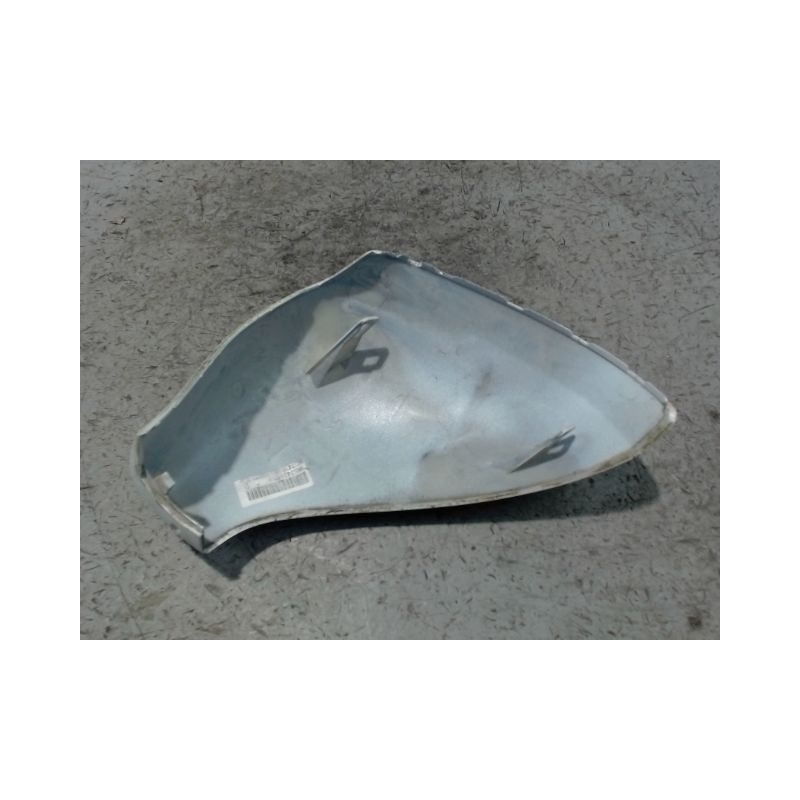 CARENAGE RETROVISEUR EXTERIEUR DROIT PEUGEOT 308