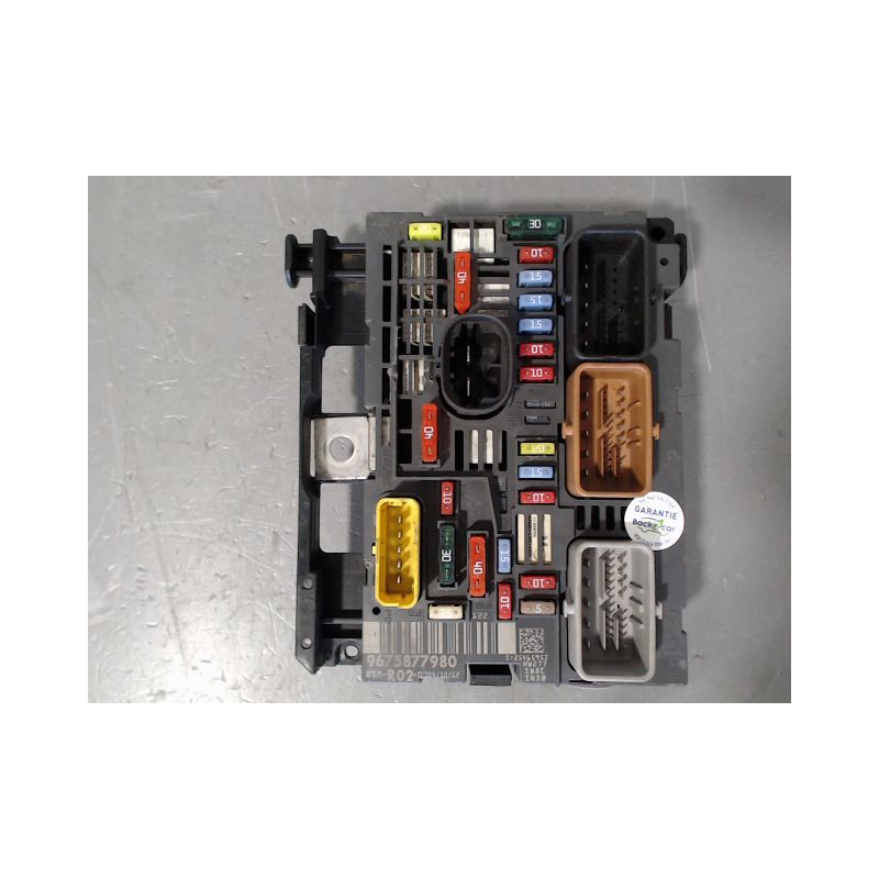 BOITE A FUSIBLES PEUGEOT 3008 BREAK I Phase 1 2009-2013