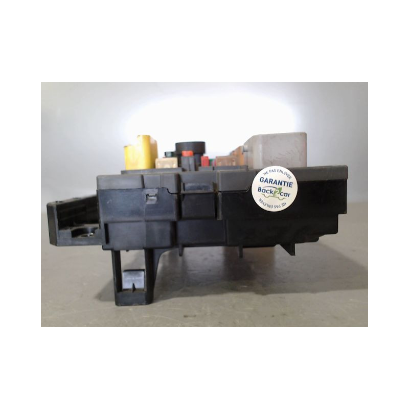 BOITE A FUSIBLES PEUGEOT 3008 BREAK I Phase 1 2009-2013