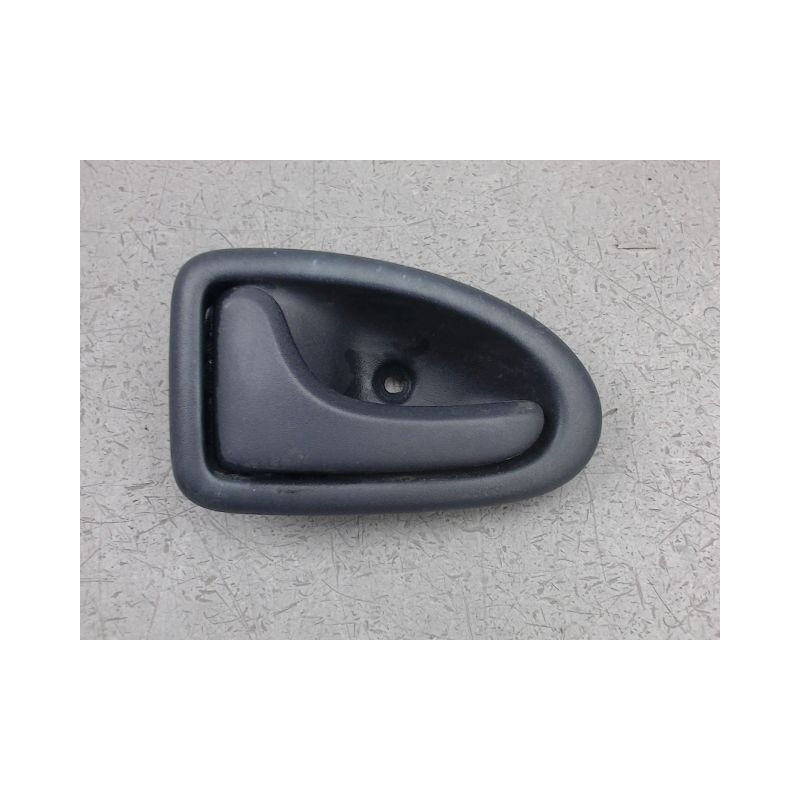 POIGNEE INTERIEURE PORTE AVANT GAUCHE RENAULT CLIO