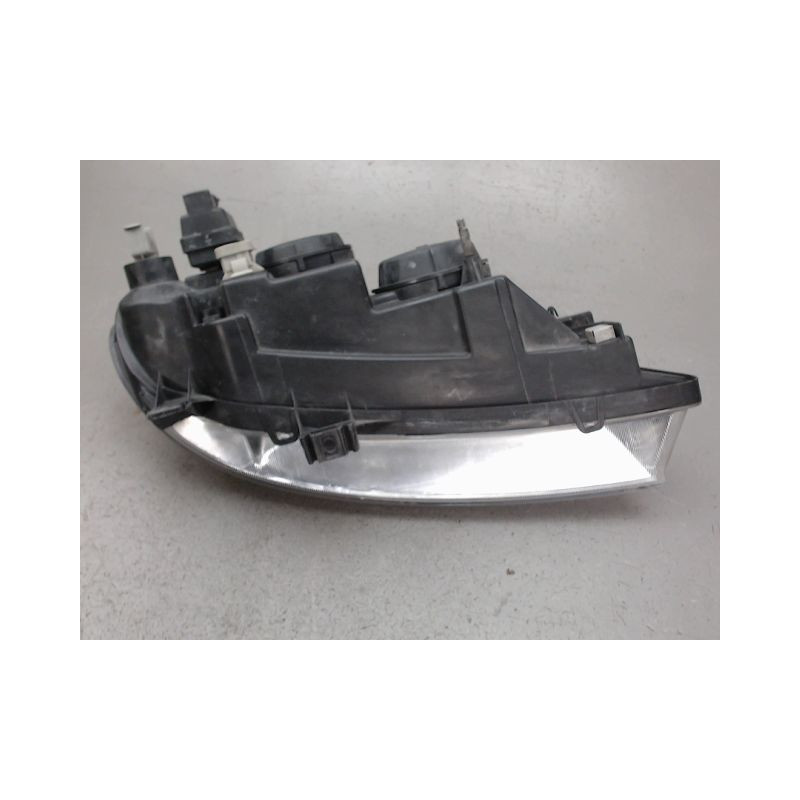 PHARE GAUCHE RENAULT MEGANE