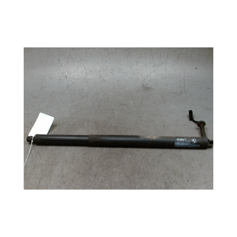 VERIN HAYON D B.M.W. SERIE 2