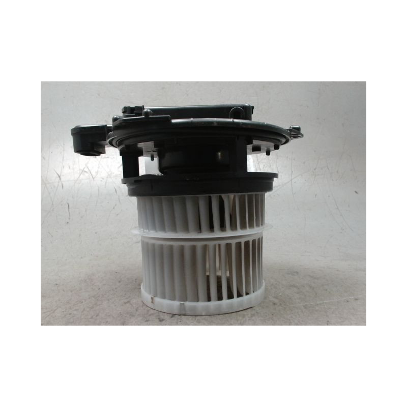 MOTEUR VENTILATEUR CHAUFFAGE TOYOTA C-HR