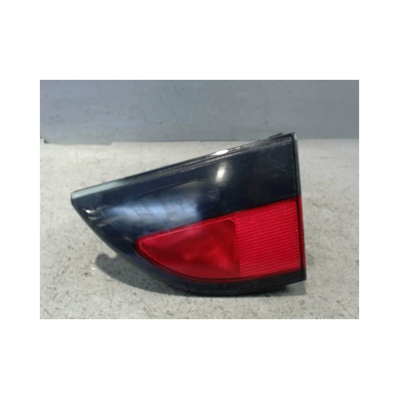 FEU ARRIERE INTERIEUR DROIT RENAULT MEGANE I PH1 CLASSIC -99
