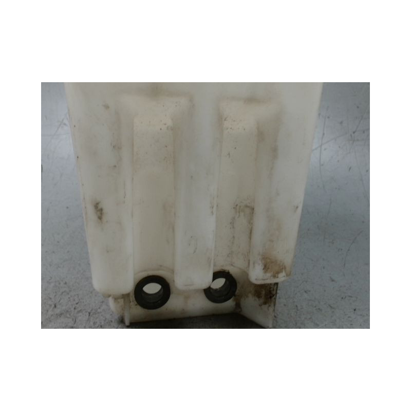 RESERVOIR LAVE-GLACE AVANT TOYOTA AVENSIS