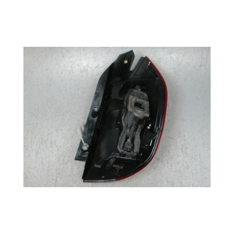 FEU ARRIERE GAUCHE  RENAULT SCENIC II PH2 2006-