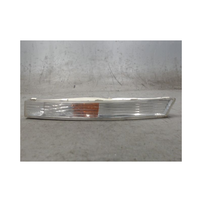 CLIGNOTANT GAUCHE VOLKSWAGEN PASSAT 2005-