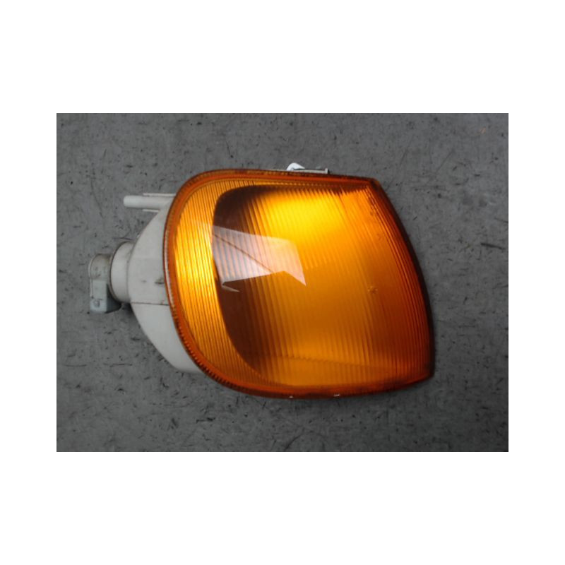 CLIGNOTANT DROIT VOLKSWAGEN POLO