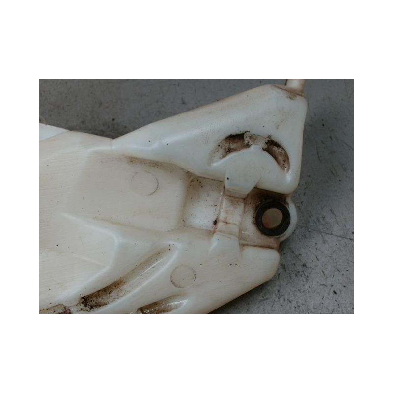 RESERVOIR LAVE-GLACE AVANT PEUGEOT 206 3P