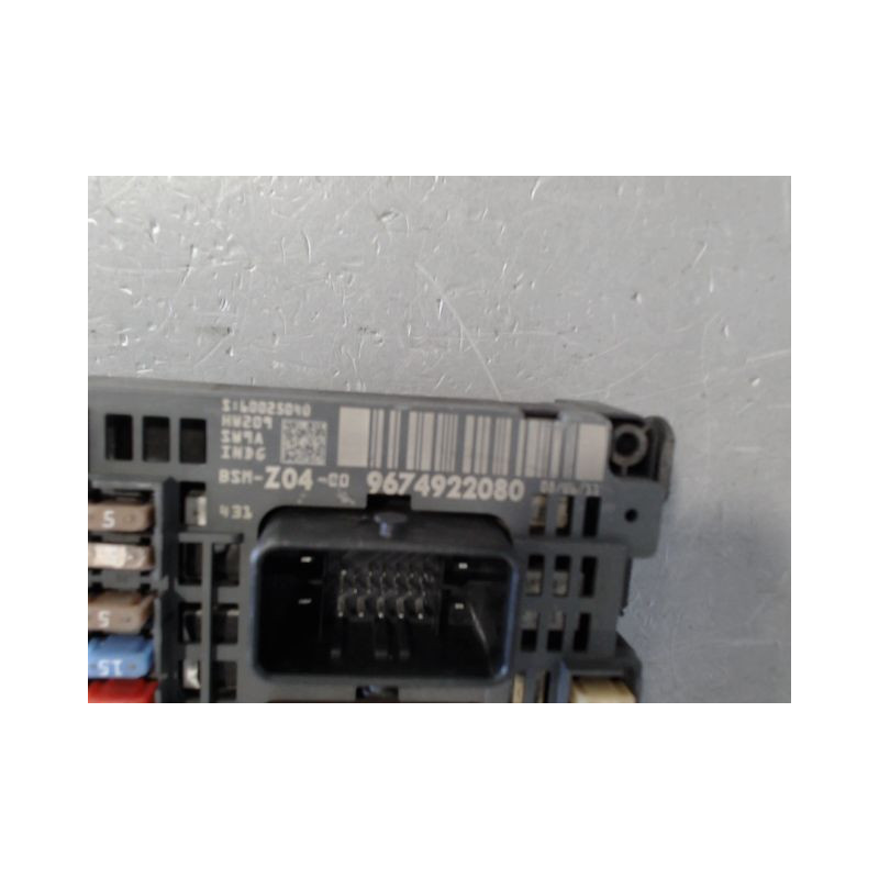 BOITE A FUSIBLES PEUGEOT 508 2010-
