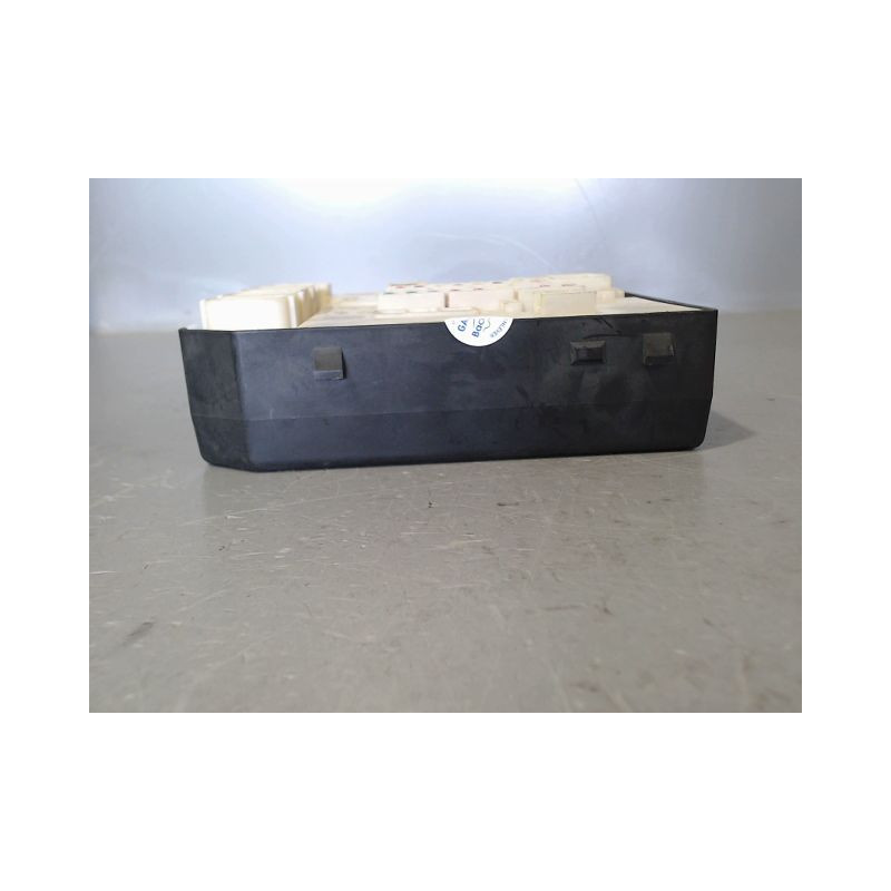 BOITE A FUSIBLES RENAULT MEGANE III Phase 1 2008-2012
