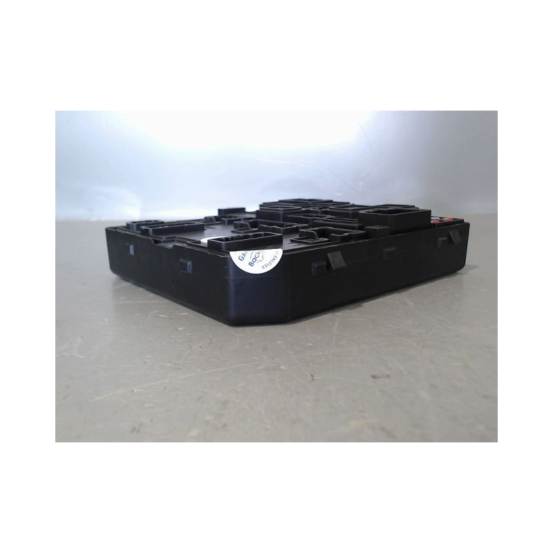 BOITE A FUSIBLES RENAULT MEGANE IV PHASE 1 2015-