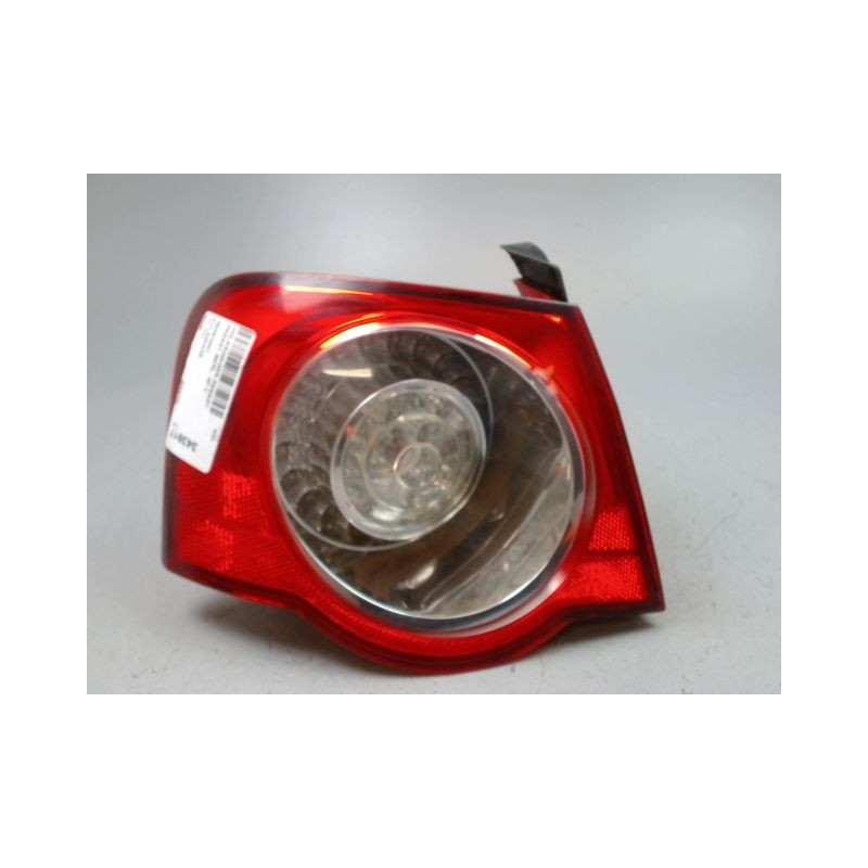 FEU ARRIERE GAUCHE  VOLKSWAGEN PASSAT BERL. V 2005-2010