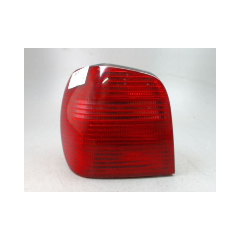 FEU ARRIERE GAUCHE  VOLKSWAGEN POLO III Phase 2 (6N) 1999-2001