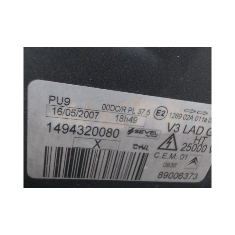 PHARE GAUCHE CITROEN C8
