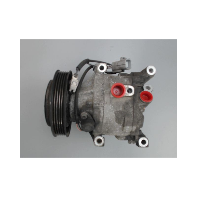 COMPRESSEUR AIR CONDITIONNE TOYOTA YARIS