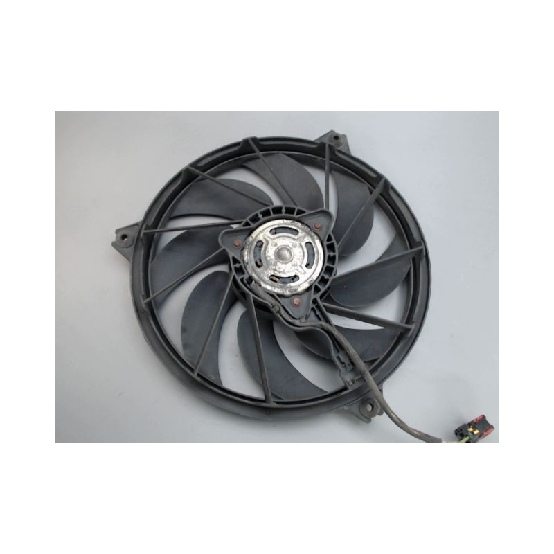 MOTEUR VENTILATEUR RADIATEUR PEUGEOT 206