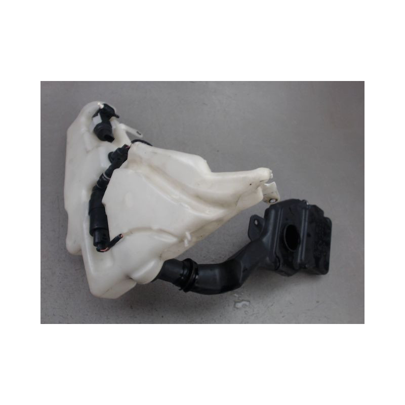RESERVOIR LAVE-GLACE AVANT AUDI A4