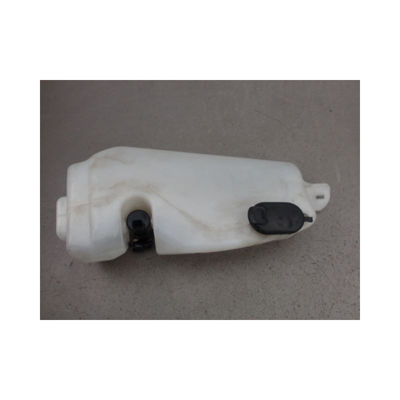 RESERVOIR LAVE-GLACE AVANT DACIA SANDERO