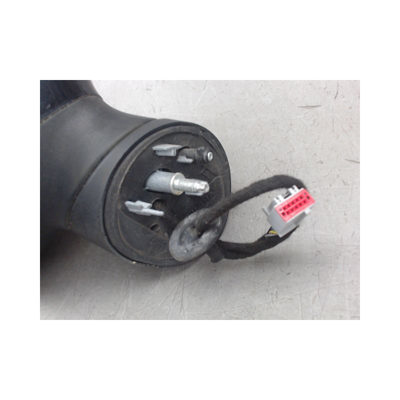 RETROVISEUR EXTERIEUR ELECTRIQUE GAUCHE FORD FIESTA
