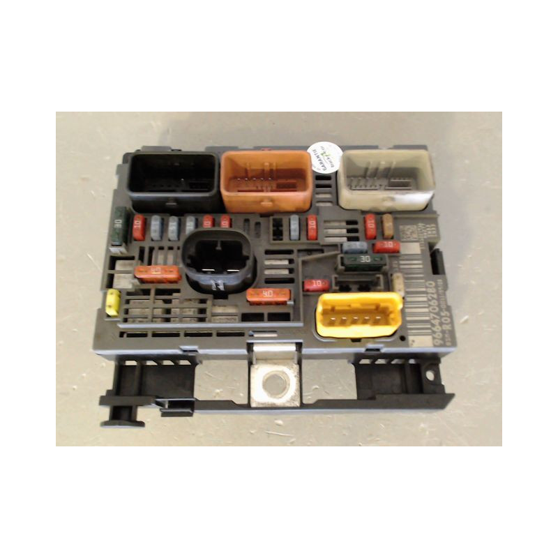 BOITE A FUSIBLES PEUGEOT 308 I Phase 1 2007-2011