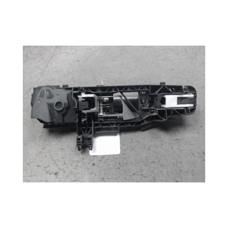POIGNEE EXTERIEURE PORTE AVANT GAUCHE MERCEDES CLA