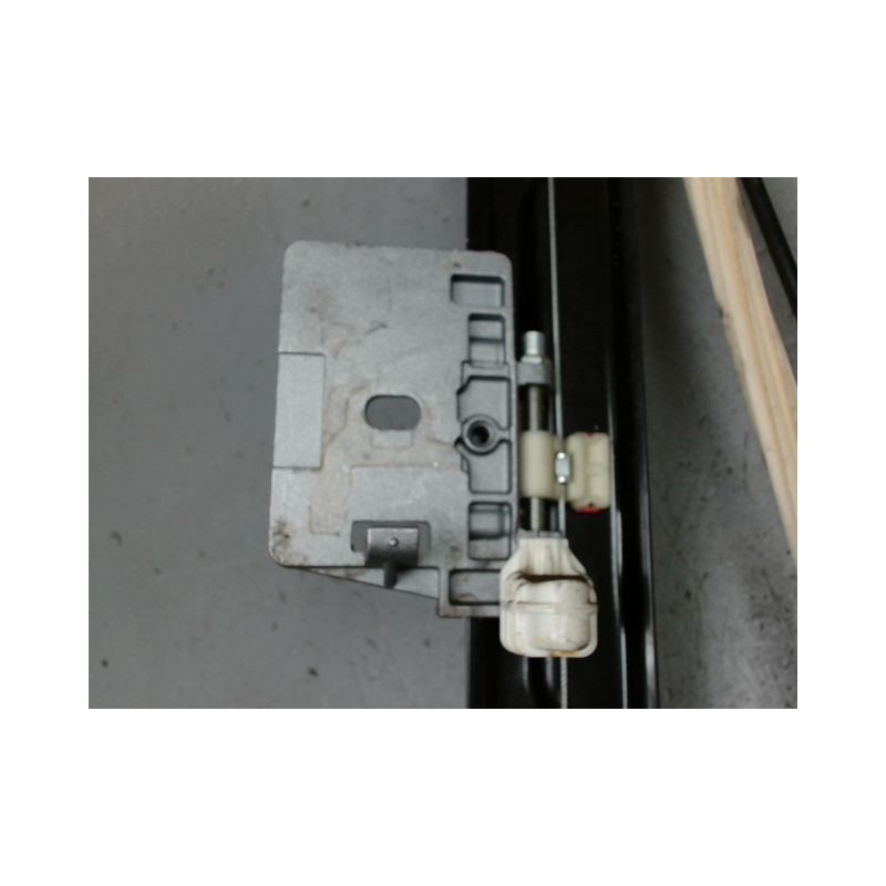 MECANISME+MOTEUR LEVE-GLACE AVANT DROIT MERCEDES CLA